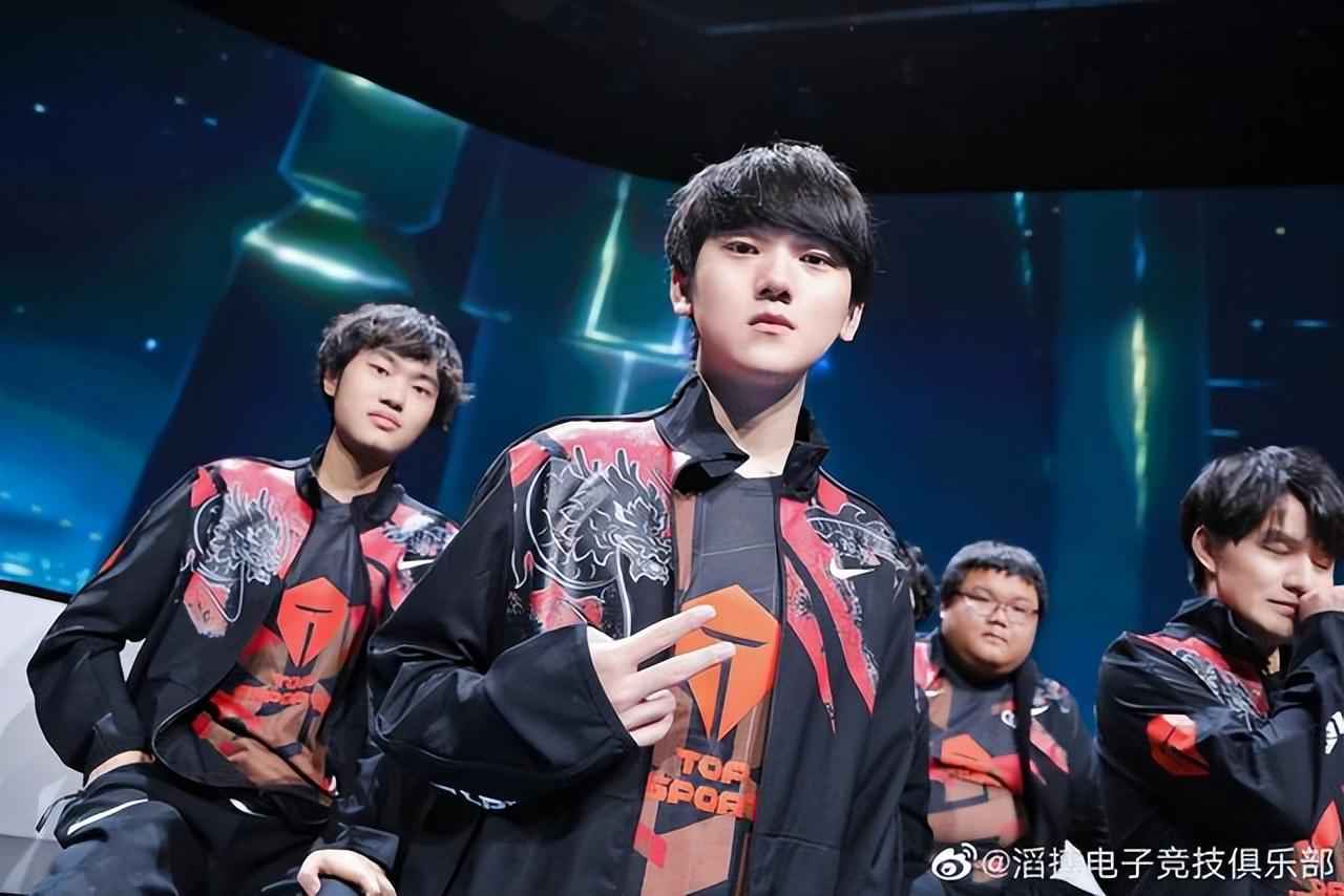 位两届MV 位两届MV