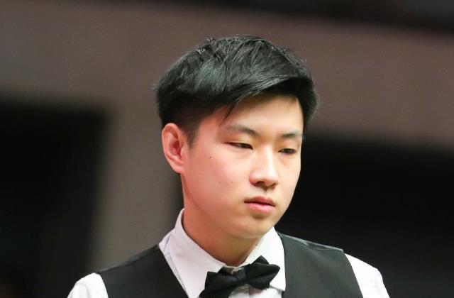 紧张时刻的 紧张时刻的