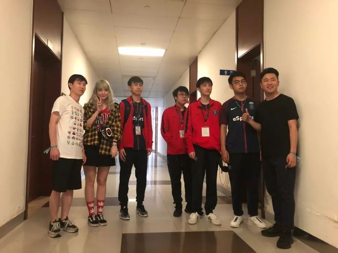 的翻盘模板
